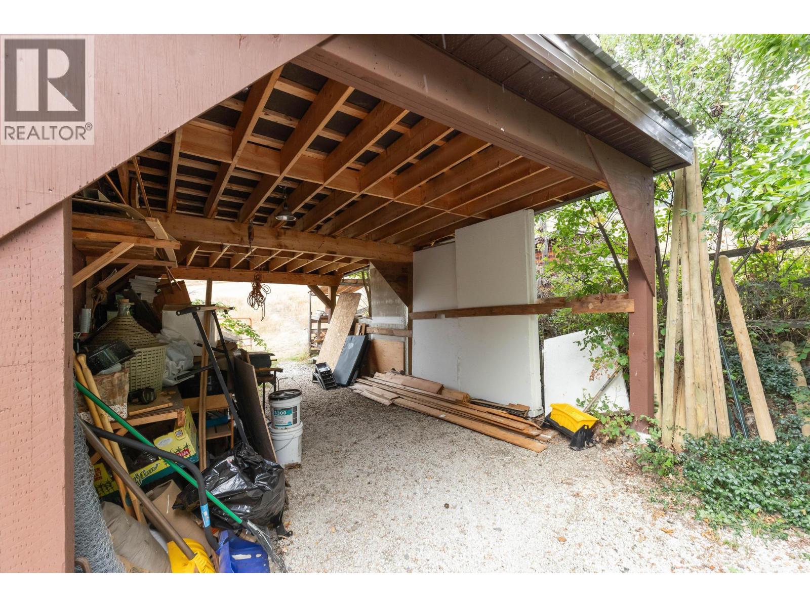 2545 6 Highway, Lumby, British Columbia  V0E 2G1 - Photo 66 - 10366341