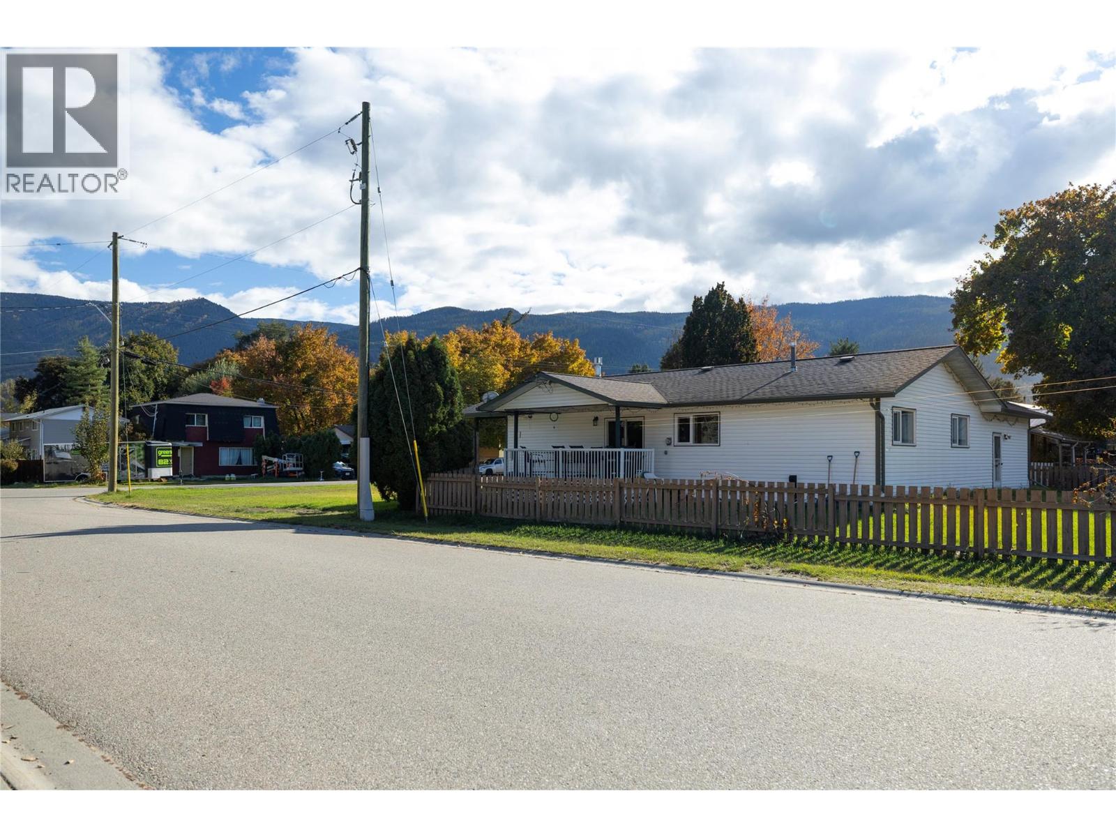 3035 Hayden Drive, Armstrong, British Columbia  V0E 1B1 - Photo 25 - 10366596