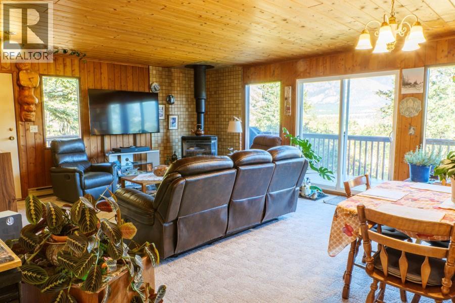 7 Westside Road, Invermere, British Columbia  V0A 1K5 - Photo 7 - 10366181
