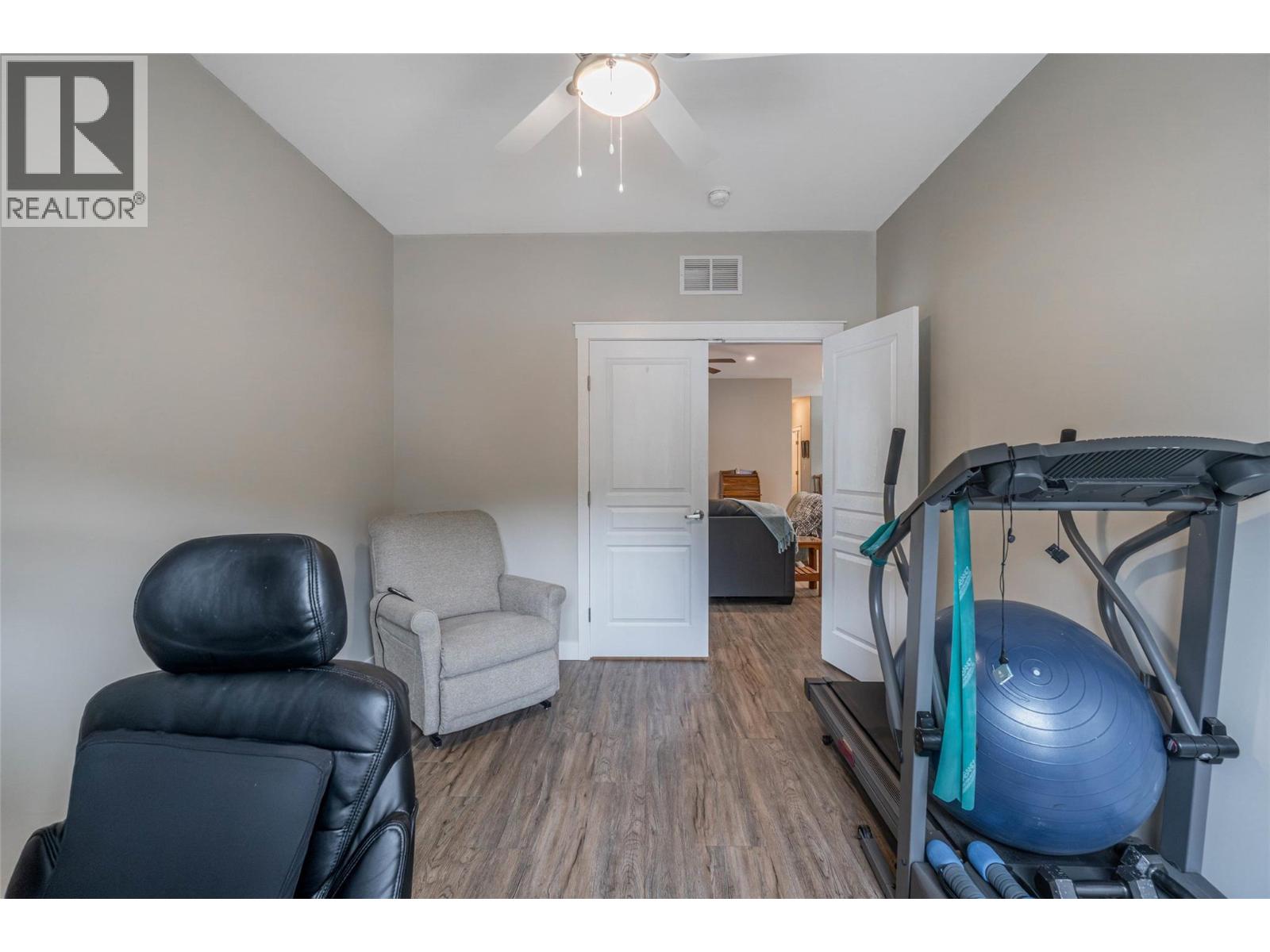 8300 Gallagher Lake Frontage Road Unit# 125, Oliver, British Columbia  V0H 1T2 - Photo 14 - 10366586