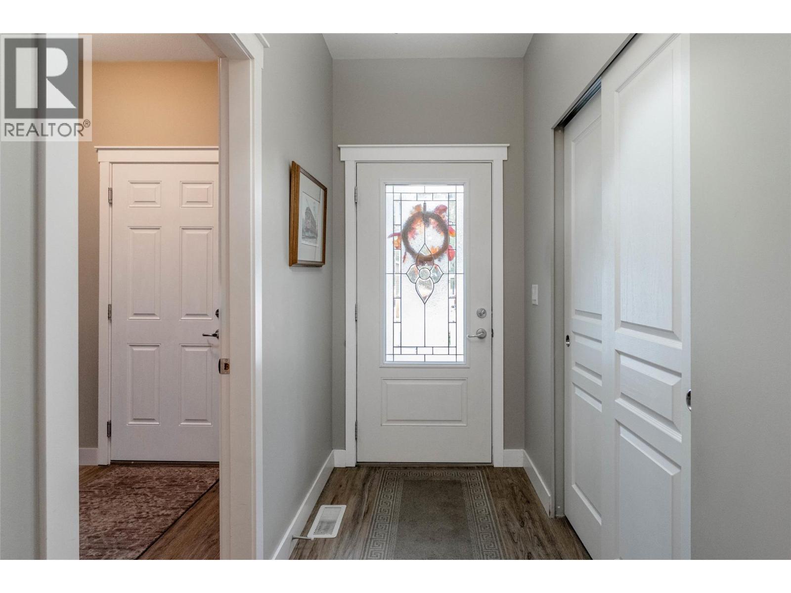 8300 Gallagher Lake Frontage Road Unit# 125, Oliver, British Columbia  V0H 1T2 - Photo 5 - 10366586