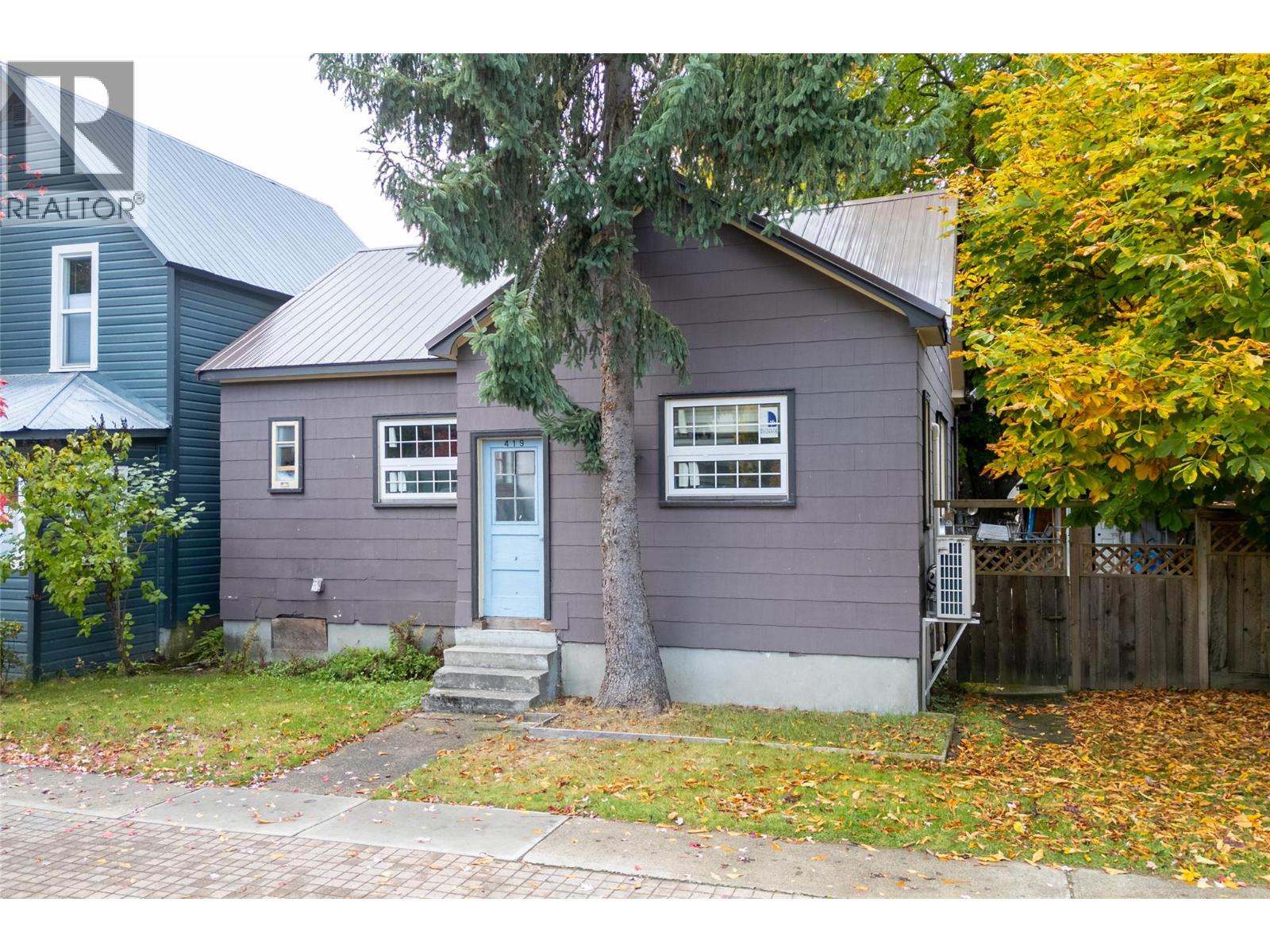 419 First Street, Revelstoke, British Columbia  V0E 2S0 - Photo 5 - 10366412