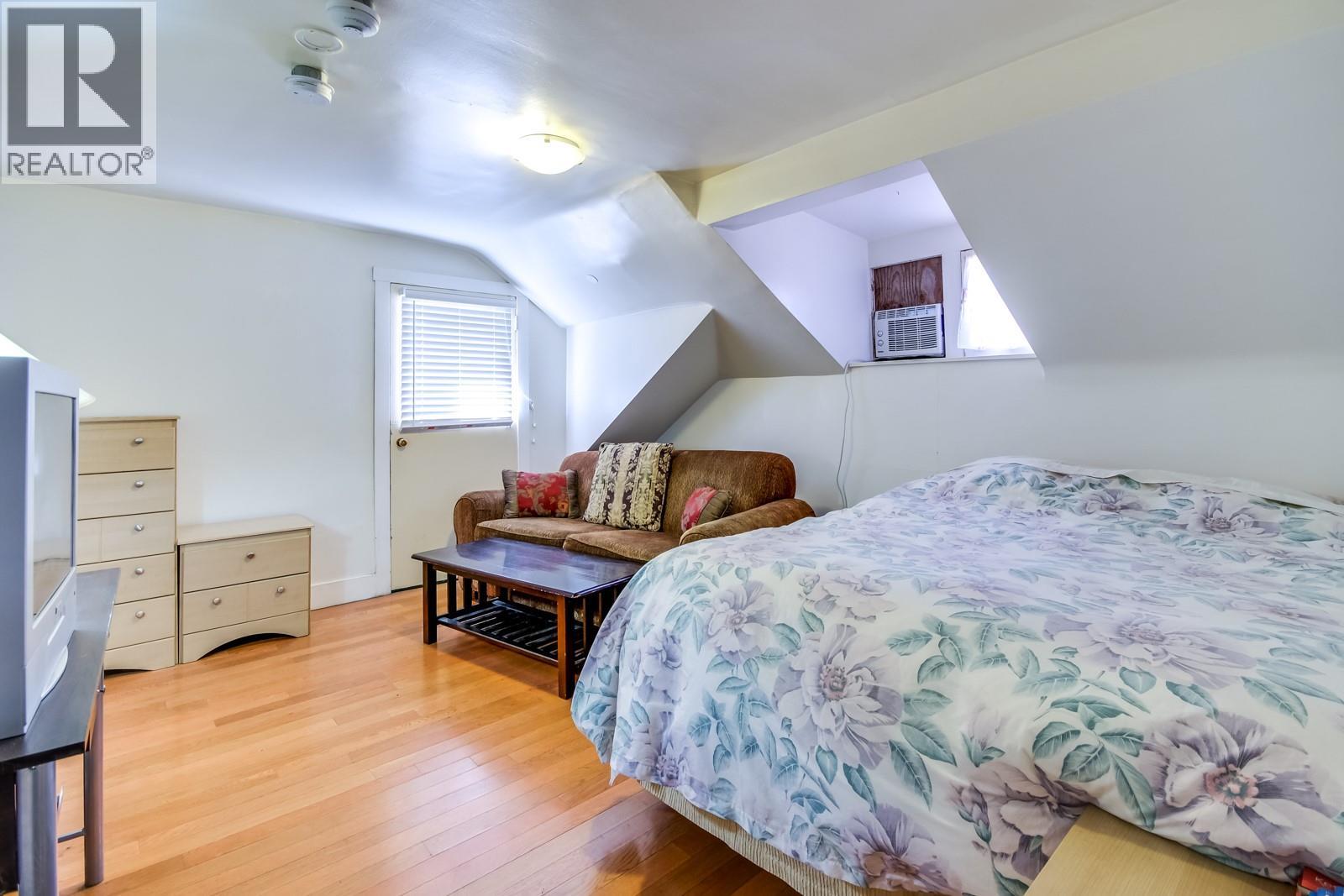 730 Bernard Avenue, Kelowna, British Columbia  V1Y 6P5 - Photo 29 - 10366465