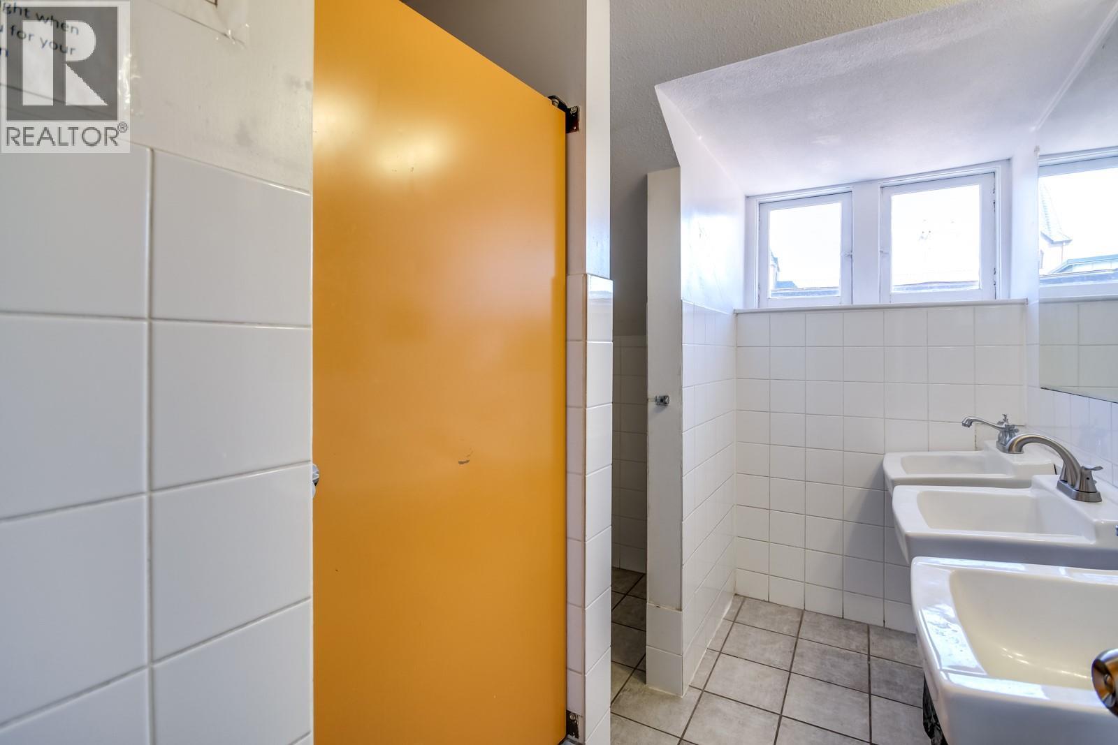 730 Bernard Avenue, Kelowna, British Columbia  V1Y 6P5 - Photo 31 - 10366465