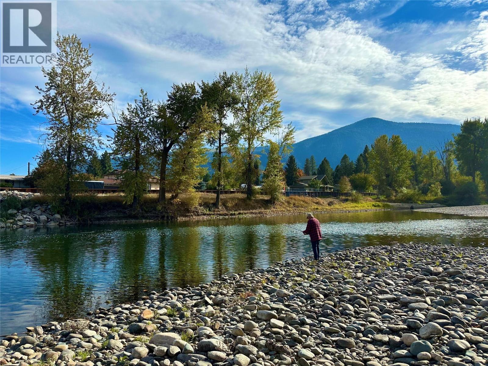 6380 12th Street, Grand Forks, British Columbia  V0H 1H0 - Photo 2 - 10366598