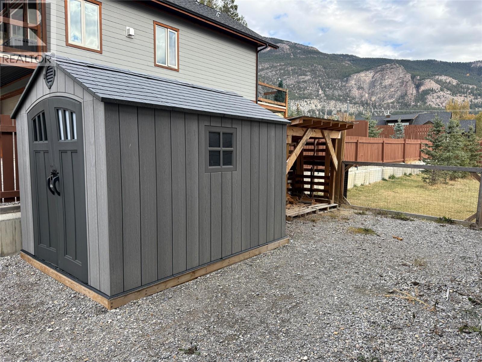 974 Swansea View Road, Windermere, British Columbia  V0B 2L0 - Photo 48 - 10365991