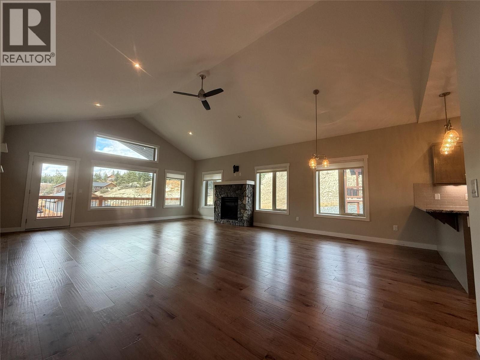 974 Swansea View Road, Windermere, British Columbia  V0B 2L0 - Photo 7 - 10365991