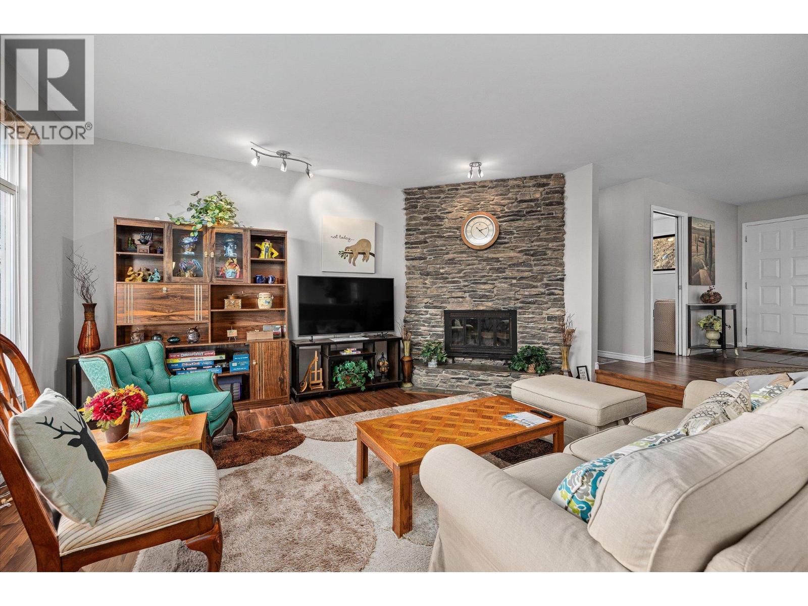 5821 Atkinson Crescent, Peachland, British Columbia  V0H 1X4 - Photo 10 - 10366640