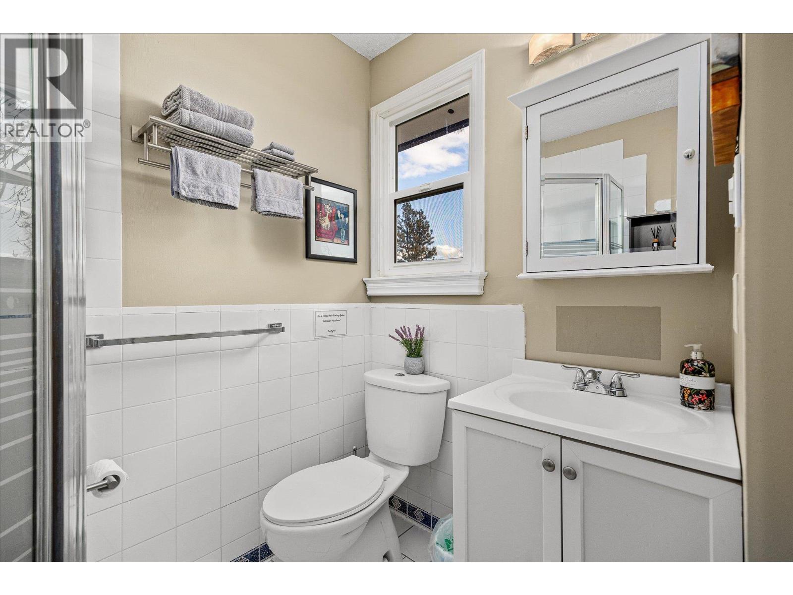 5821 Atkinson Crescent, Peachland, British Columbia  V0H 1X4 - Photo 16 - 10366640