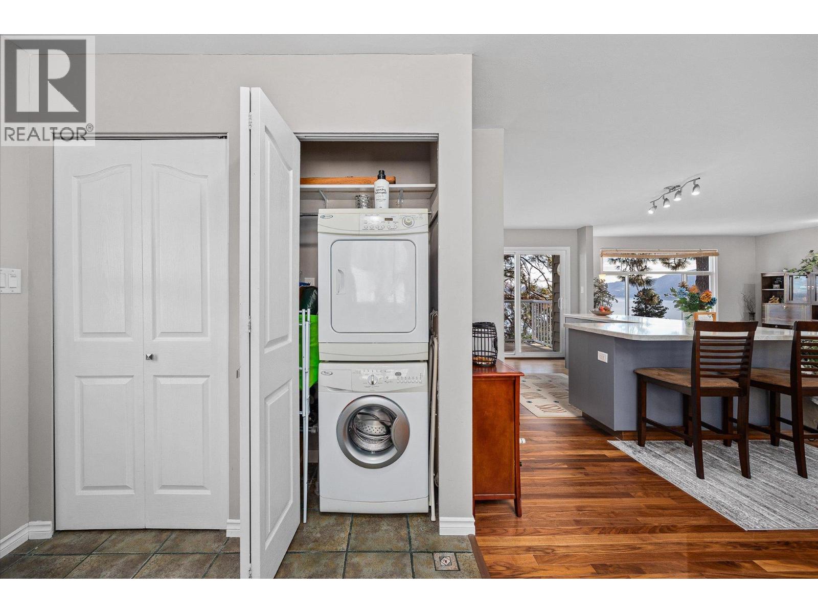 5821 Atkinson Crescent, Peachland, British Columbia  V0H 1X4 - Photo 22 - 10366640