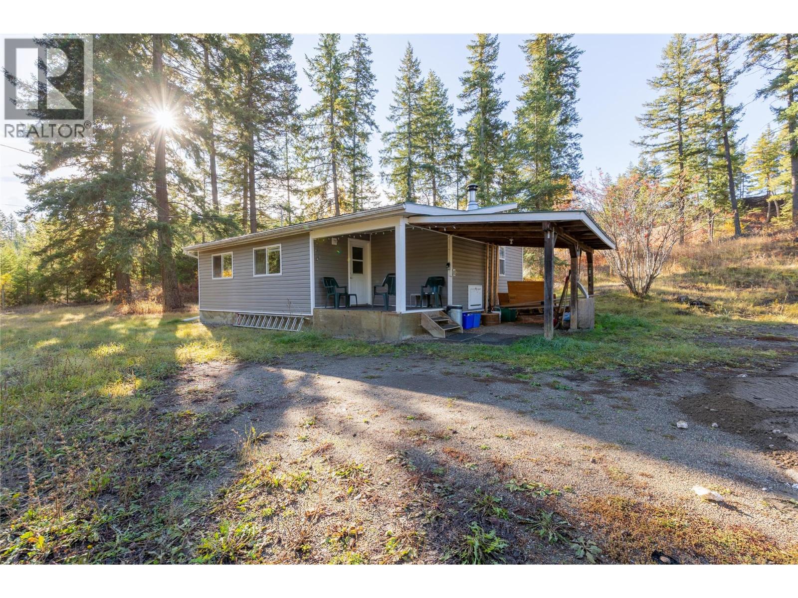 8336 Skimikin Road, Chase, British Columbia  V0E 1M1 - Photo 14 - 10366615