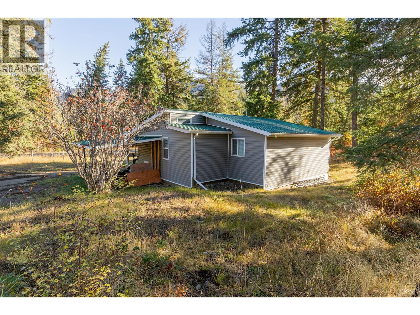 8336 Skimikin Road, Chase, British Columbia  V0E 1M1 - Photo 15 - 10366615