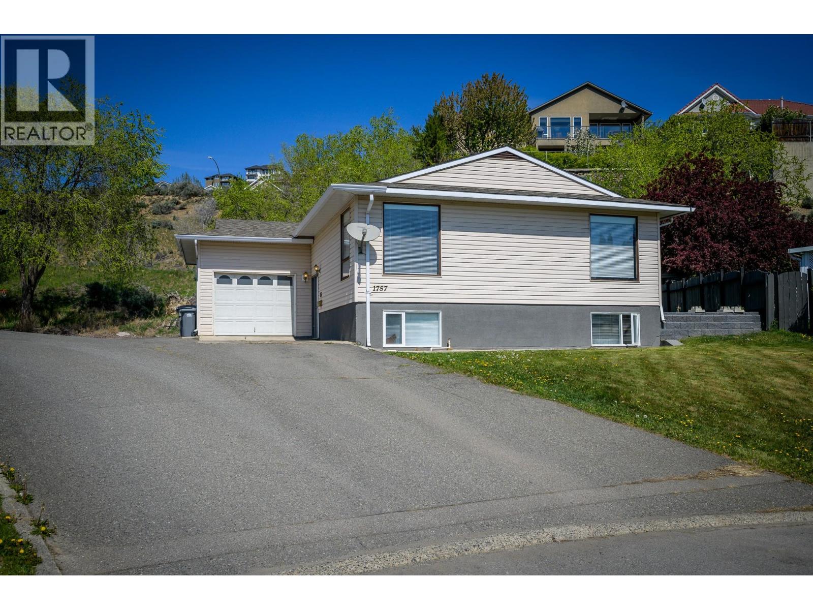 1757 Leighton Place, Kamloops, British Columbia  V2B 7P1 - Photo 1 - 10366466