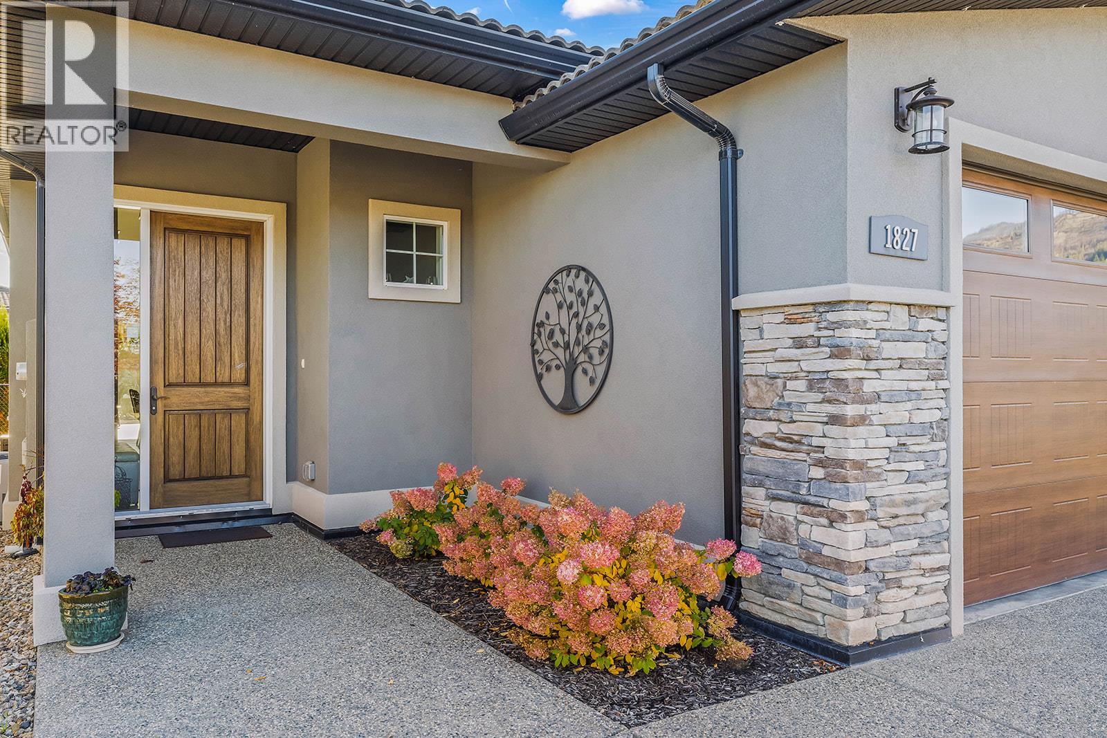 1827 Viewpoint Drive, West Kelowna, British Columbia  V1Z 4E1 - Photo 3 - 10365871