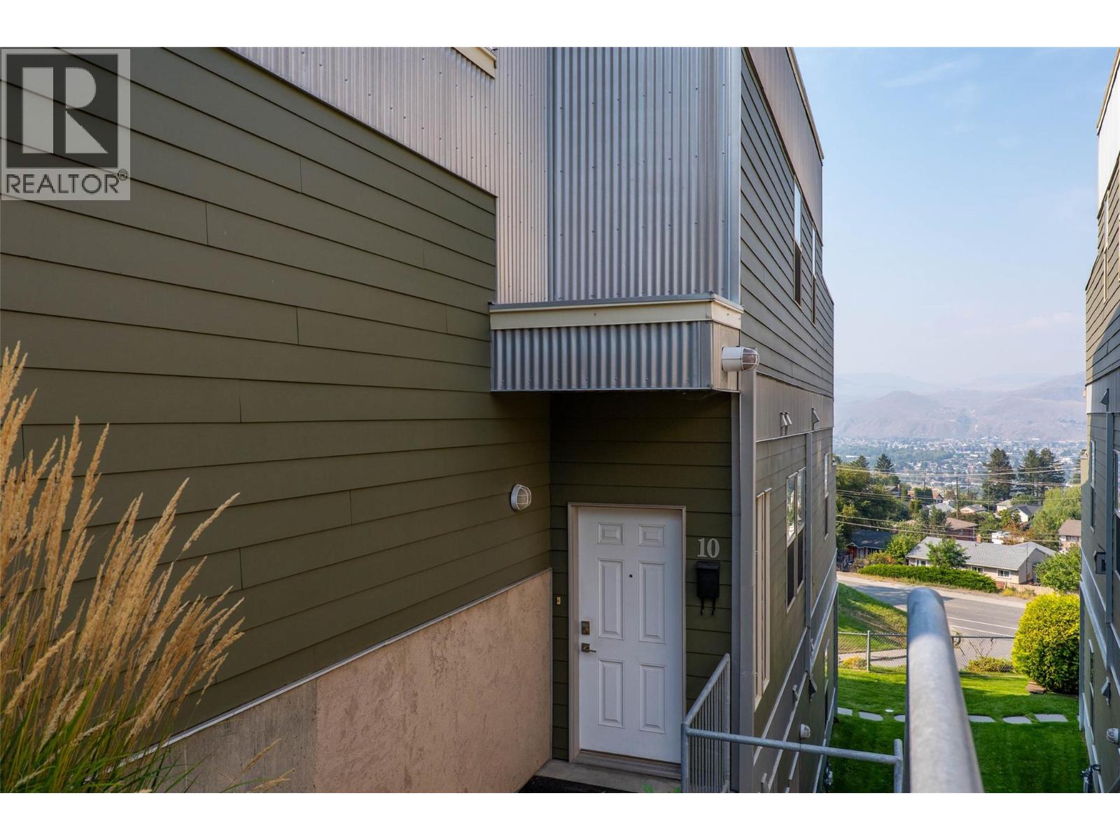 445 Dalgleish Drive Unit# 10, Kamloops, British Columbia  V2C 6C7 - Photo 5 - 10366705