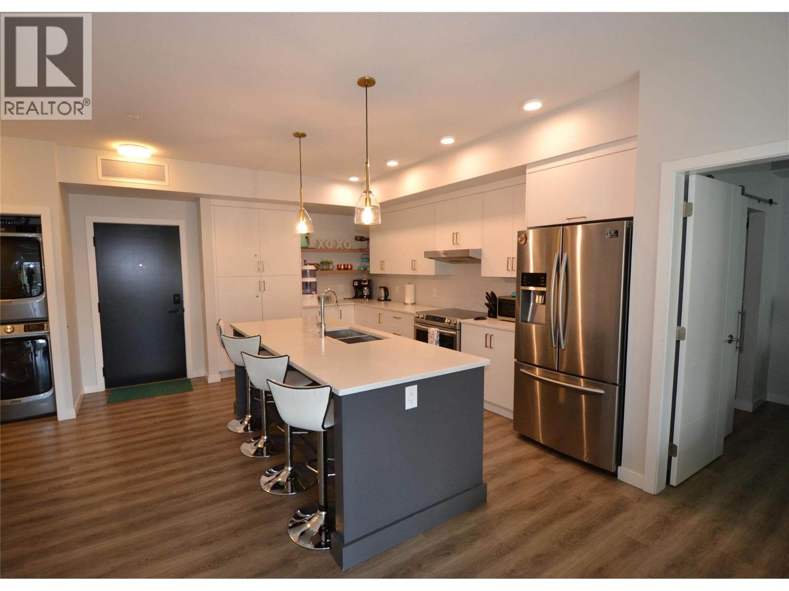 1215 St Paul Street Unit# 209, Kelowna, British Columbia  V1Y 2C7 - Photo 1 - 10366546