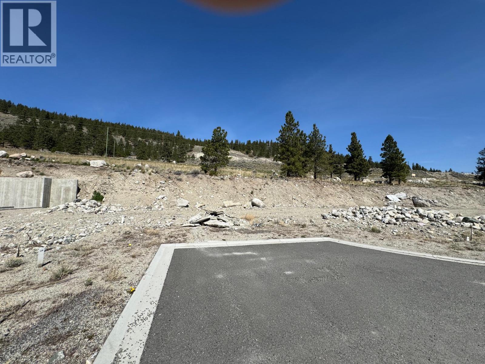 6528 Waterside Trail Unit# Sl.1, Merritt, British Columbia  V1K 1B8 - Photo 3 - 10366720