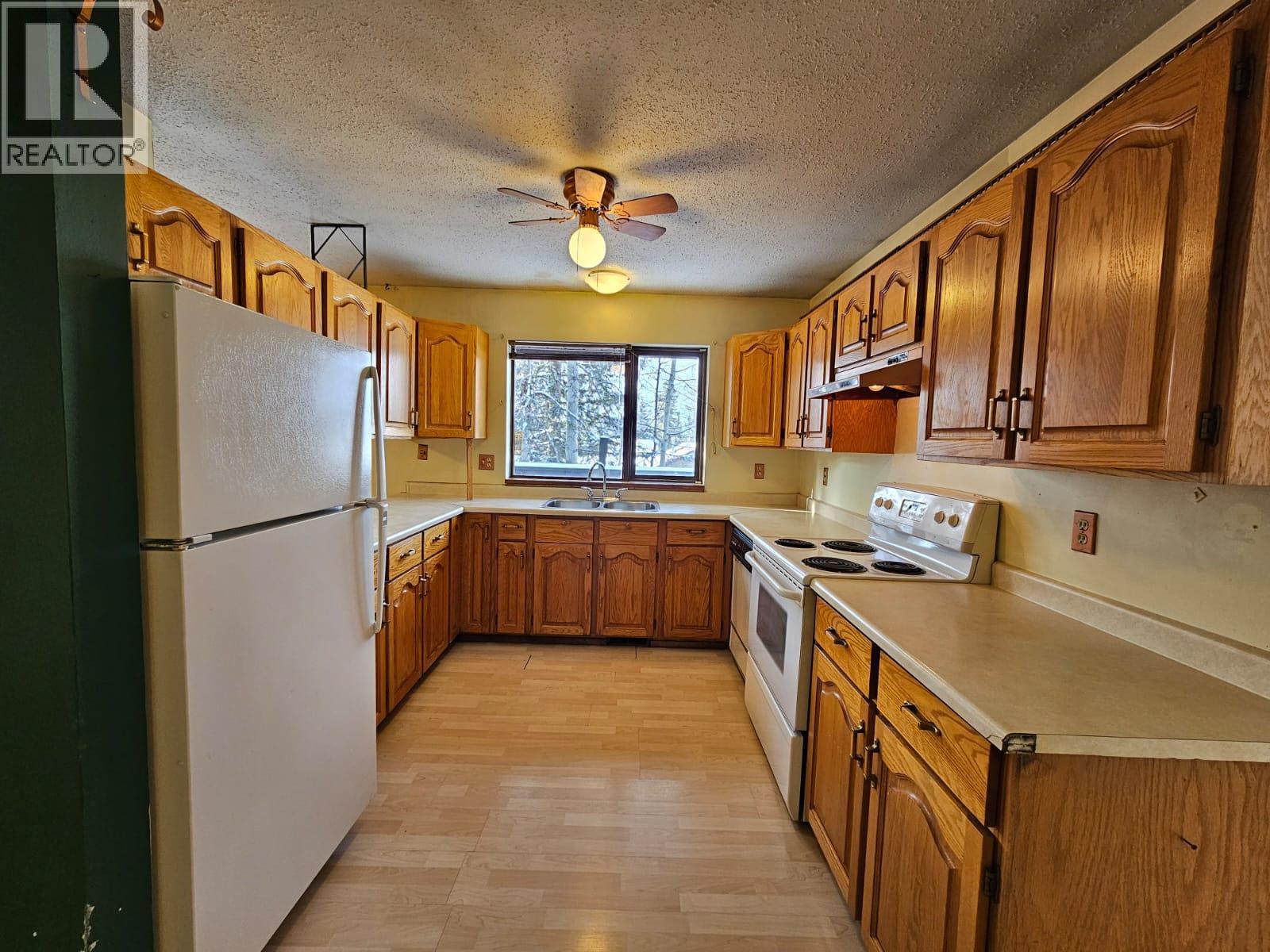 128 Kiskatinaw Crescent, Tumbler Ridge, British Columbia  V0C 2W0 - Photo 19 - 10366714