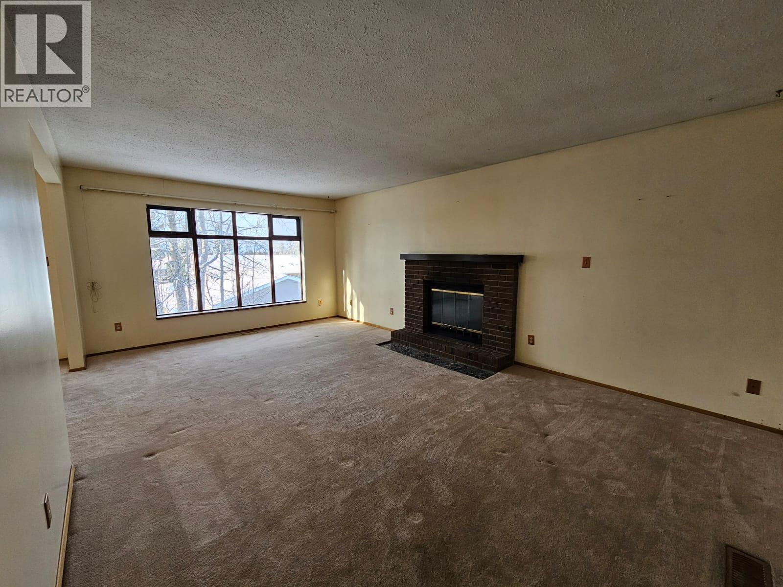 128 Kiskatinaw Crescent, Tumbler Ridge, British Columbia  V0C 2W0 - Photo 5 - 10366714