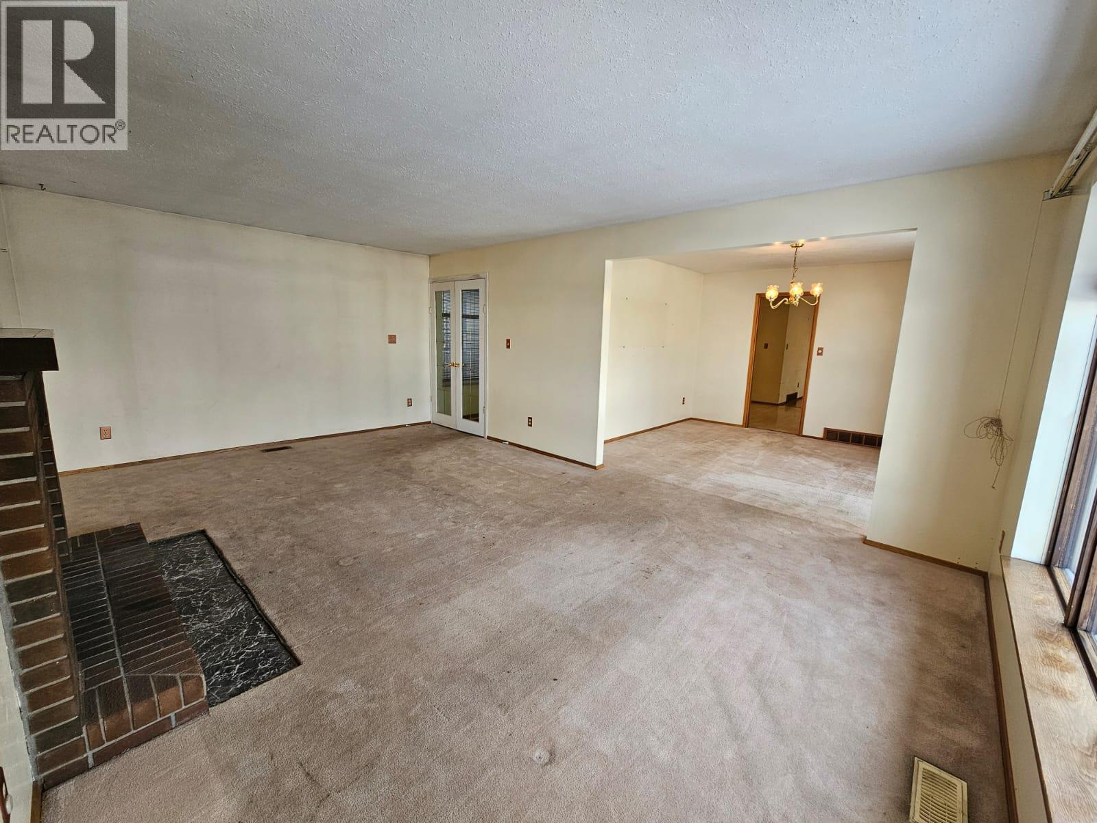 128 Kiskatinaw Crescent, Tumbler Ridge, British Columbia  V0C 2W0 - Photo 6 - 10366714