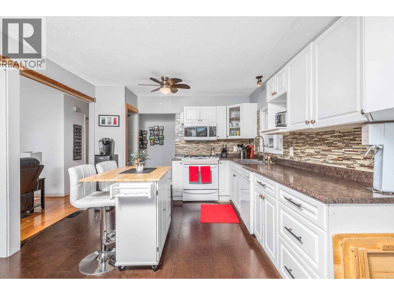 3700 24 Avenue, Vernon, British Columbia  V1T 1L9 - Photo 12 - 10365791