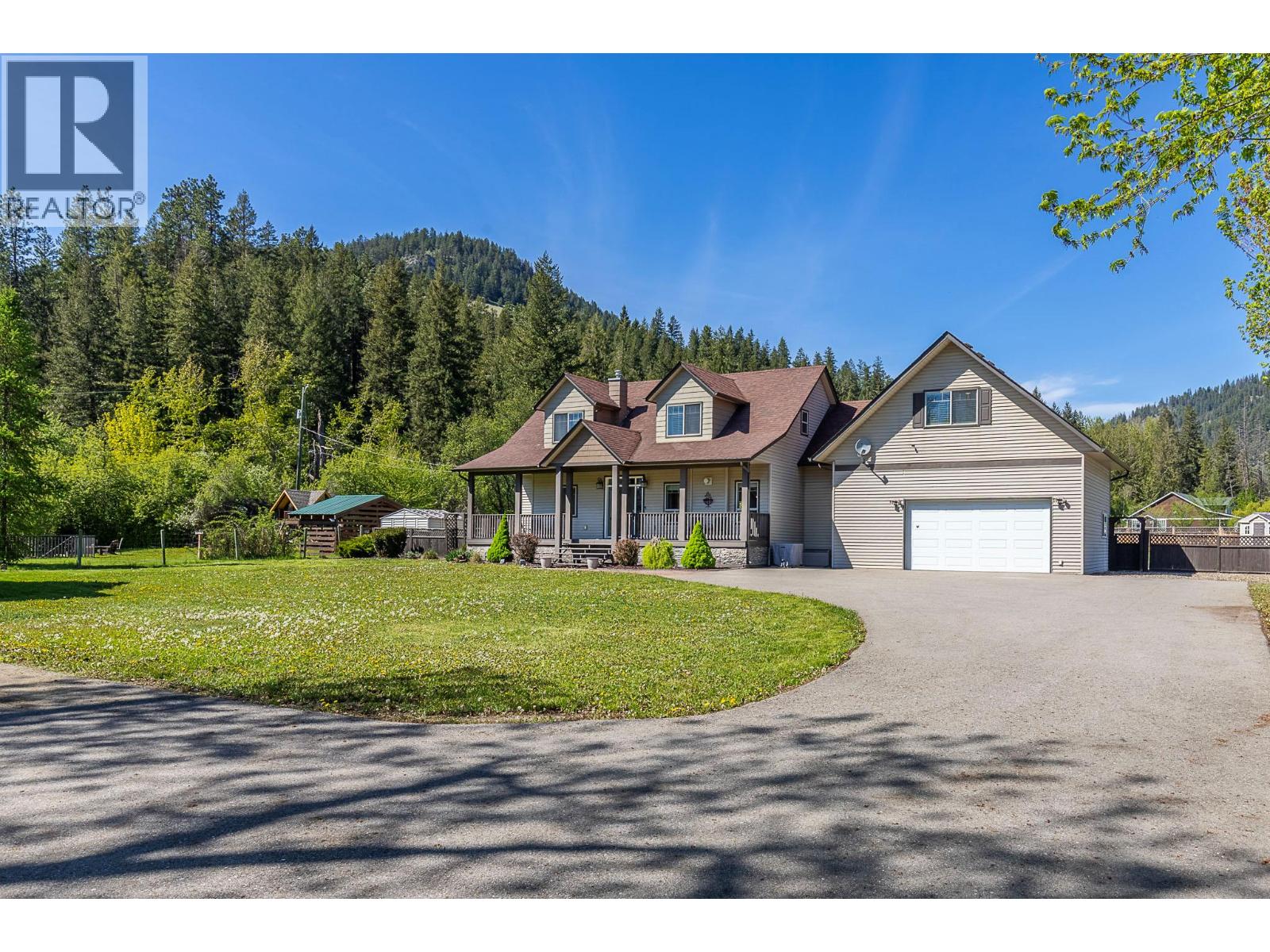 5575 Highway 6, Coldstream, British Columbia  V1T 3E2 - Photo 3 - 10366706