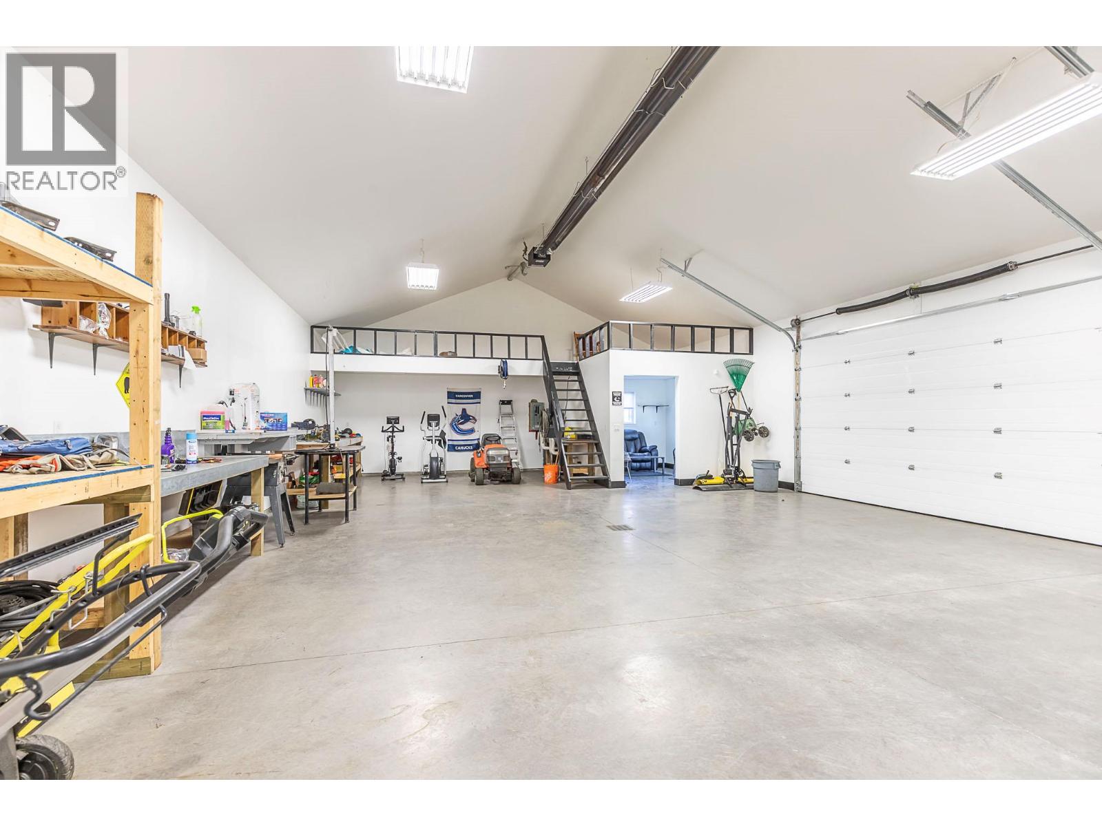 5575 Highway 6, Coldstream, British Columbia  V1T 3E2 - Photo 80 - 10366706