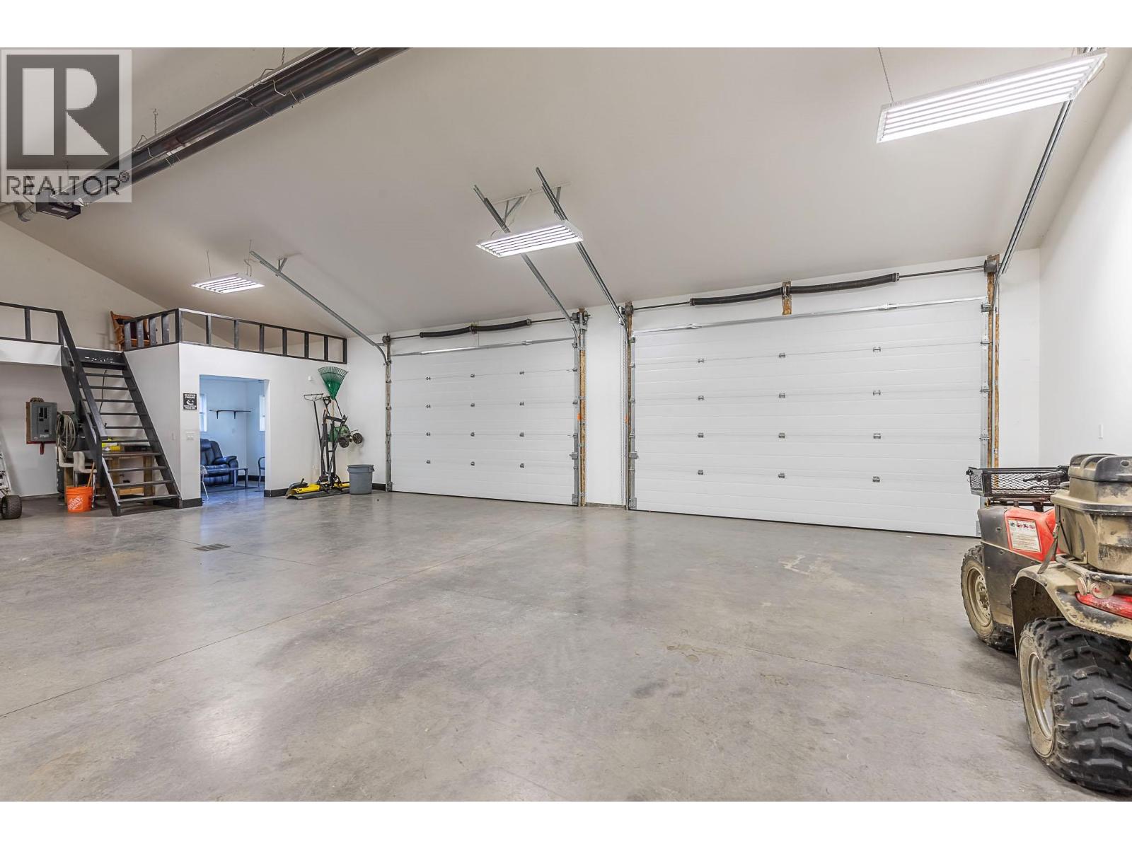 5575 Highway 6, Coldstream, British Columbia  V1T 3E2 - Photo 81 - 10366706