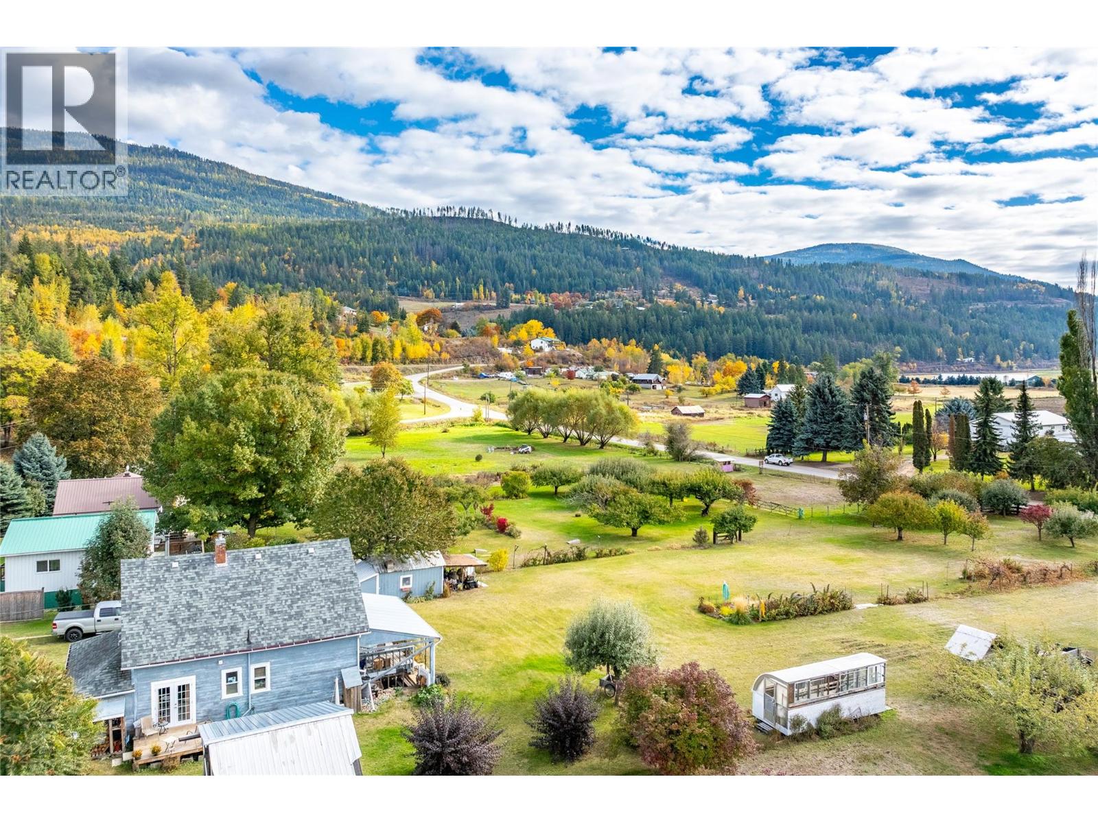 1015 Winlaw Road, Creston, British Columbia  V0B 2N1 - Photo 20 - 10366711