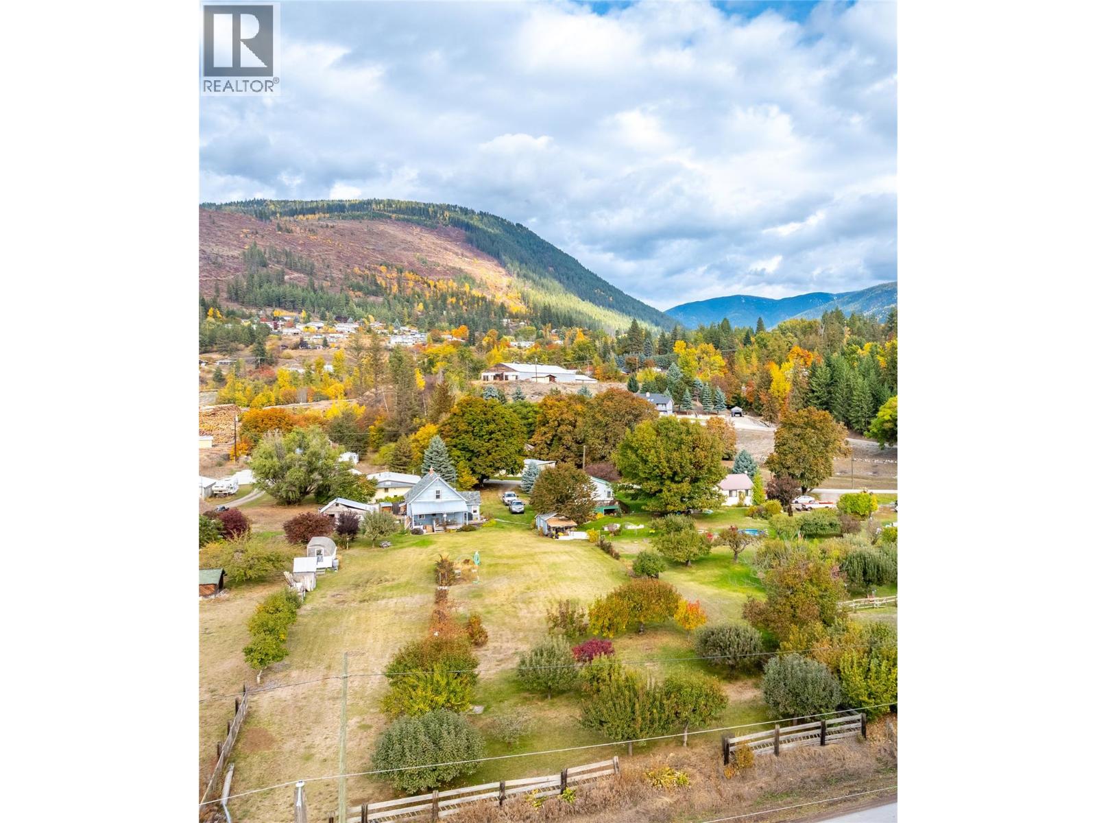 1015 Winlaw Road, Creston, British Columbia  V0B 2N1 - Photo 22 - 10366711