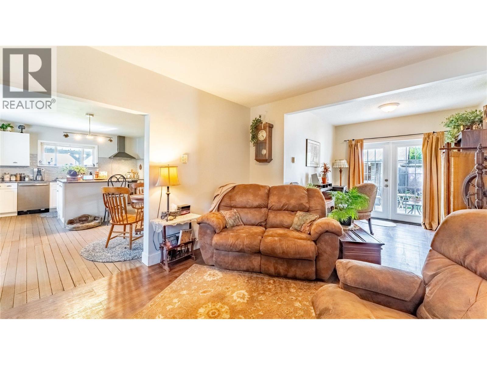 1015 Winlaw Road, Creston, British Columbia  V0B 2N1 - Photo 33 - 10366711