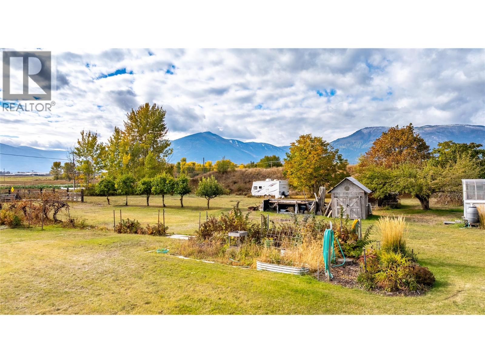 1015 Winlaw Road, Creston, British Columbia  V0B 2N1 - Photo 4 - 10366711