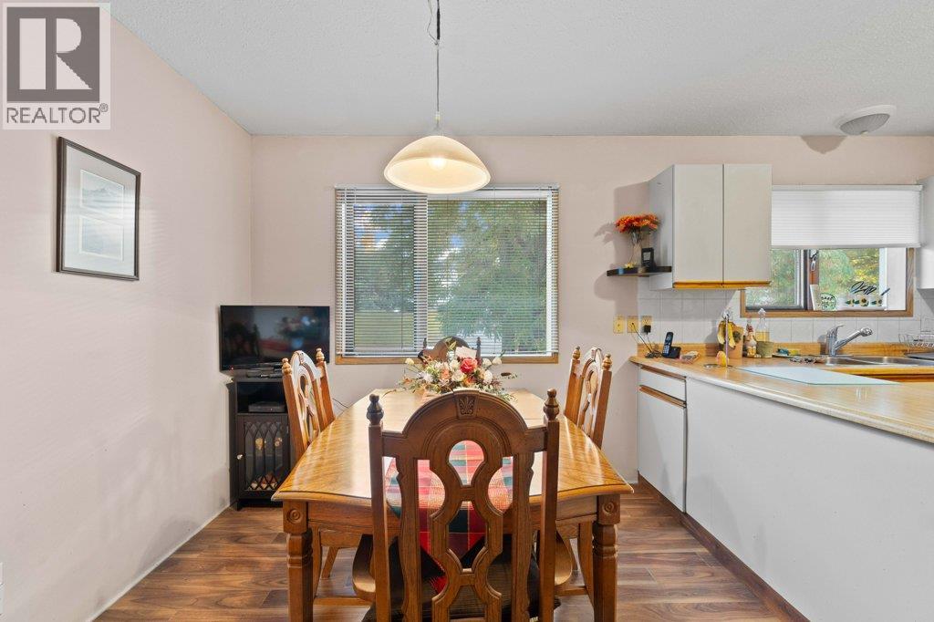 341 2 Street Se, Salmon Arm, British Columbia  V1E 4H3 - Photo 10 - 10366324