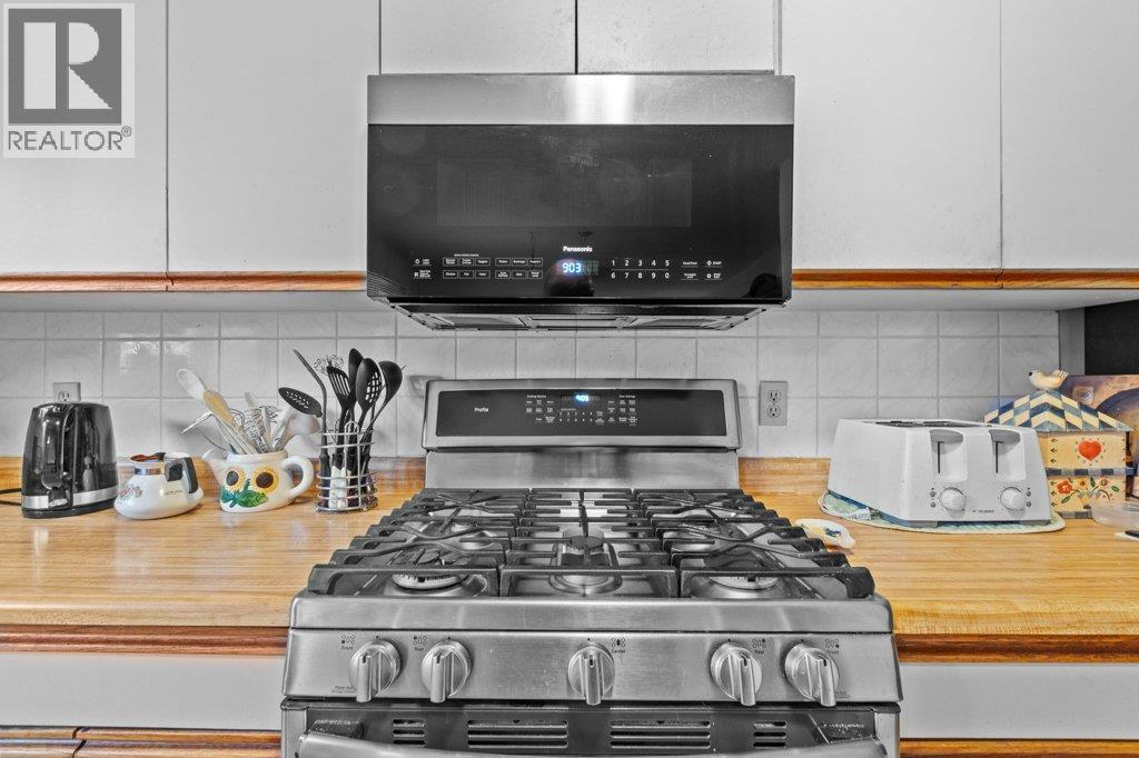 341 2 Street Se, Salmon Arm, British Columbia  V1E 4H3 - Photo 14 - 10366324