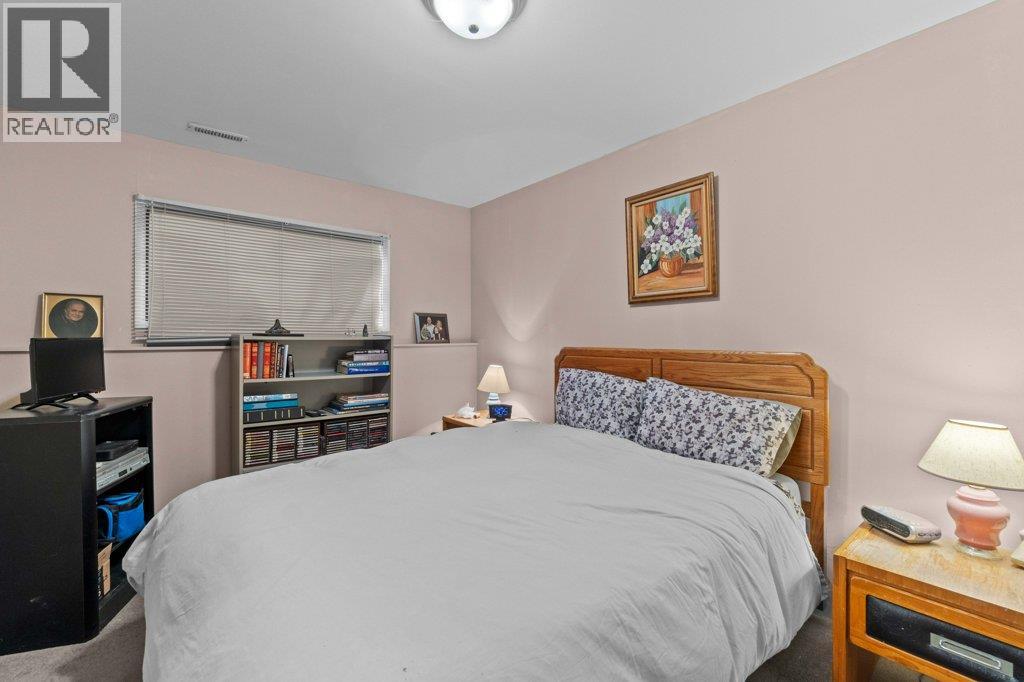 341 2 Street Se, Salmon Arm, British Columbia  V1E 4H3 - Photo 28 - 10366324