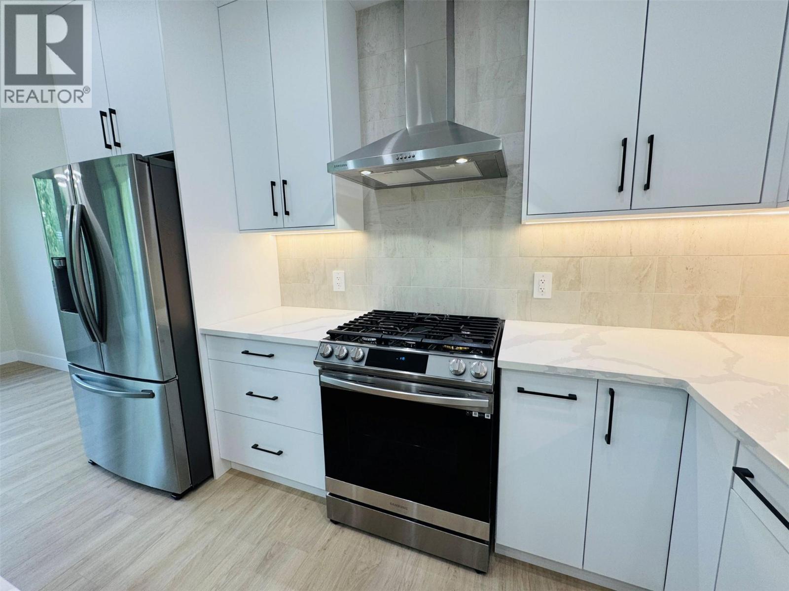 245 Prospect Drive, Grand Forks, British Columbia  V0H 1H2 - Photo 11 - 10366749