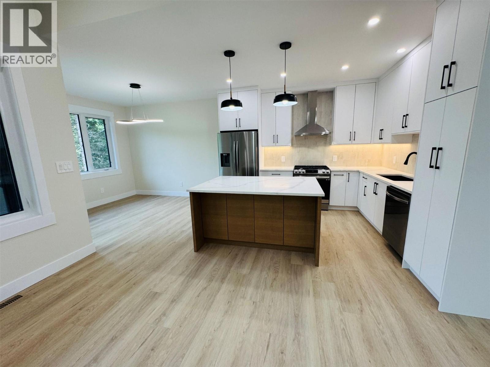 245 Prospect Drive, Grand Forks, British Columbia  V0H 1H2 - Photo 7 - 10366749