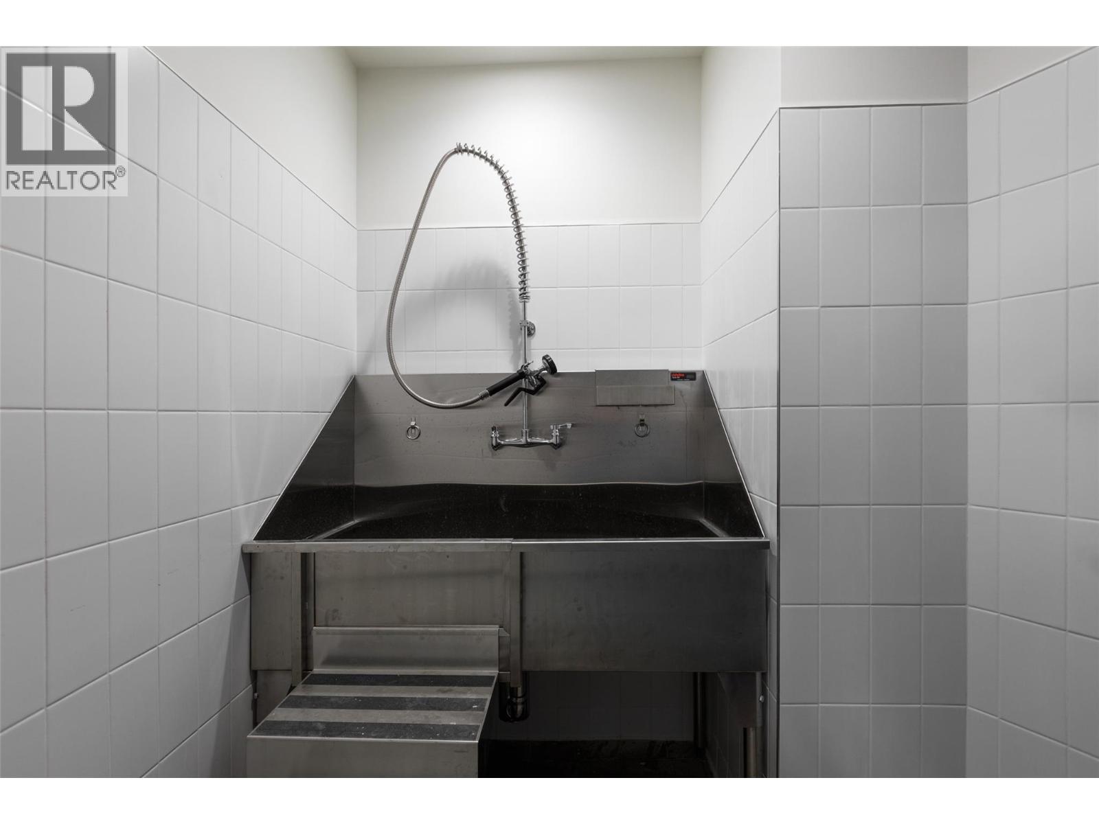 3340 Lakeshore Road Unit# 511, Kelowna, British Columbia  V1W 0H6 - Photo 47 - 10366747