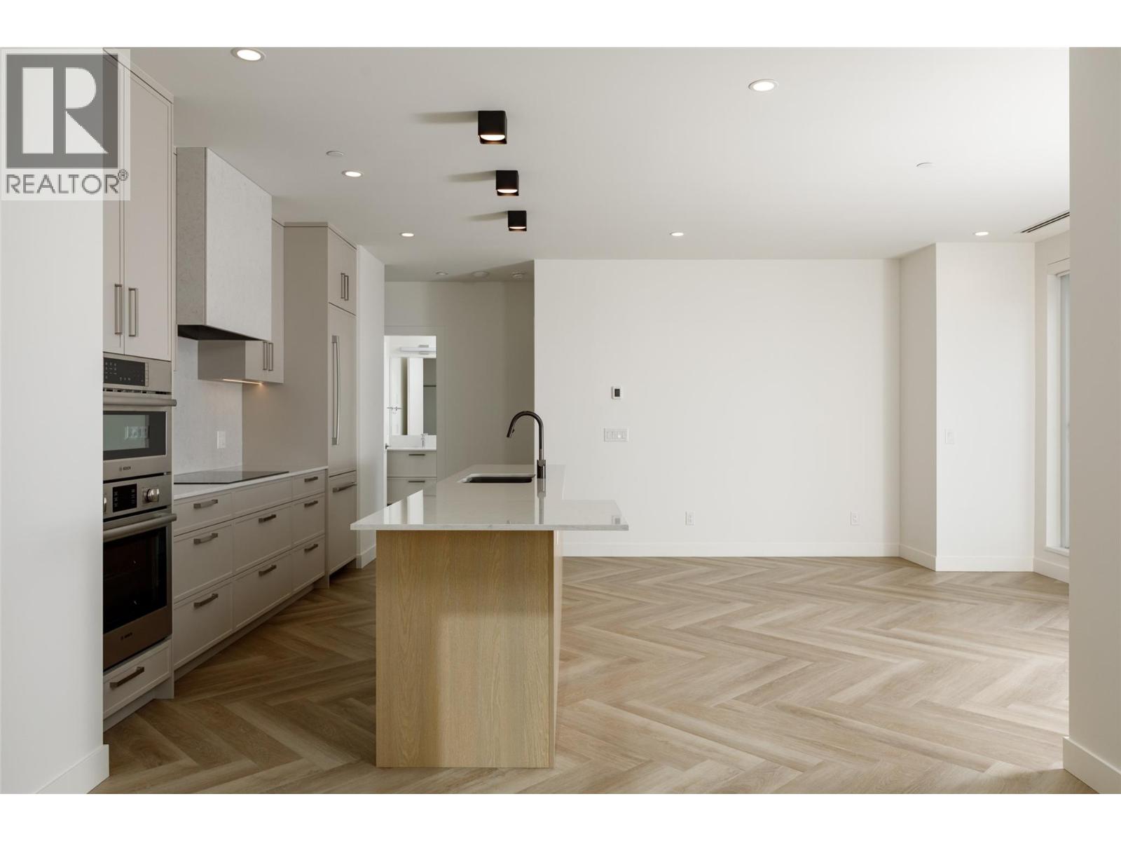 3340 Lakeshore Road Unit# 511, Kelowna, British Columbia  V1W 0H6 - Photo 8 - 10366747