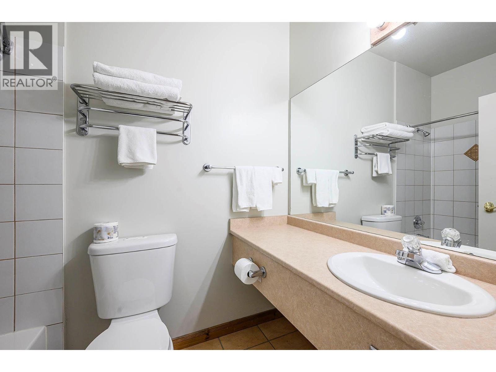 3160 Creekside Way Unit# 412, Sun Peaks, British Columbia  V0E 5N0 - Photo 12 - 10366735