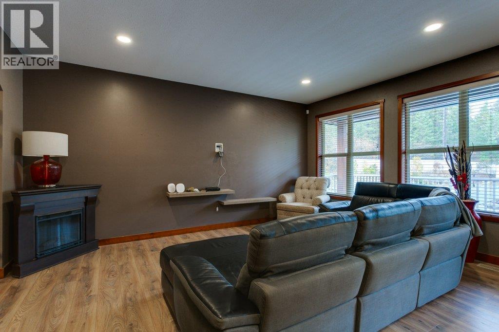 750 Firwood Road, Kelowna, British Columbia  V1Z 3V5 - Photo 13 - 10366559