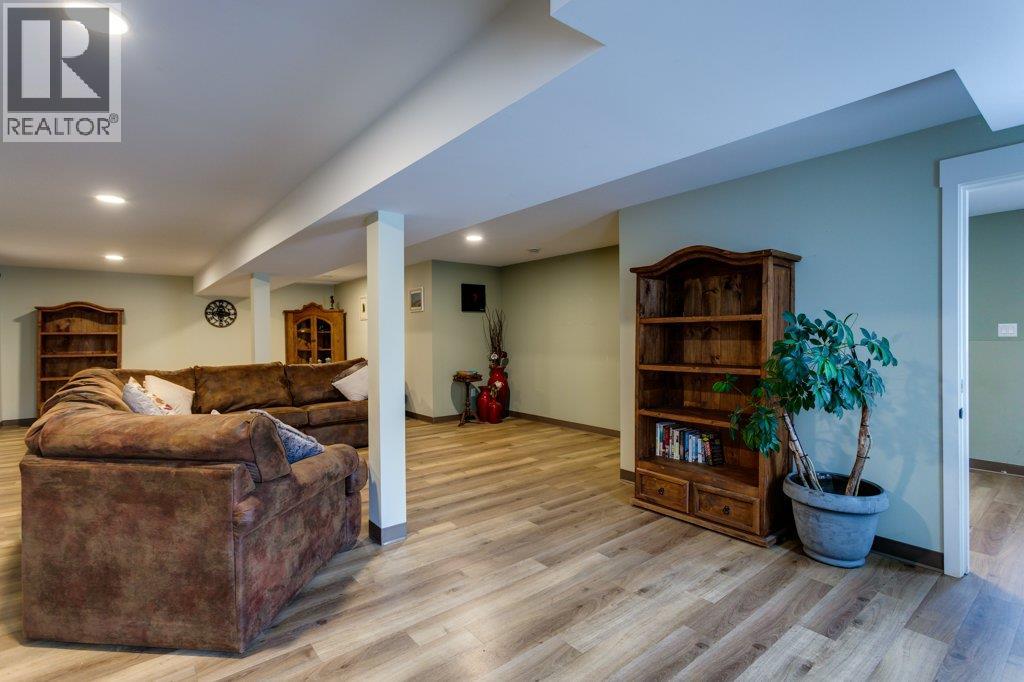 750 Firwood Road, Kelowna, British Columbia  V1Z 3V5 - Photo 43 - 10366559