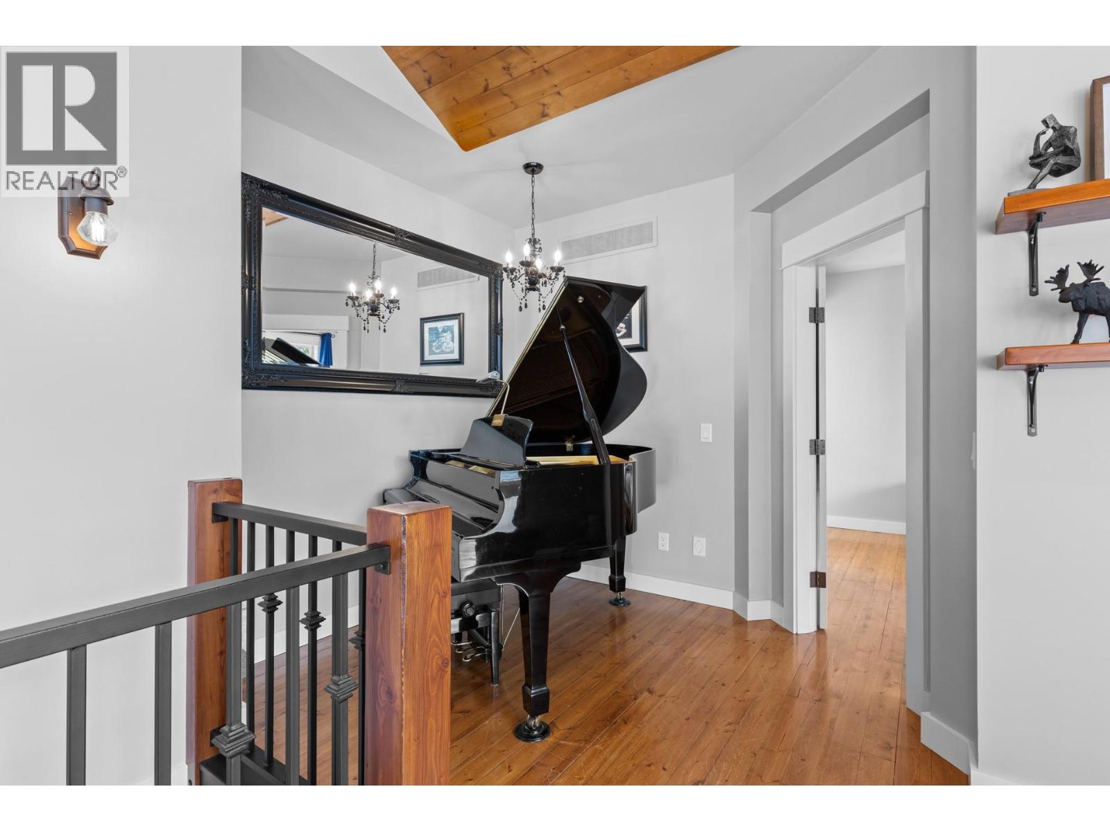 4802 Trepanier Road, Peachland, British Columbia  V0H 1X2 - Photo 29 - 10366819