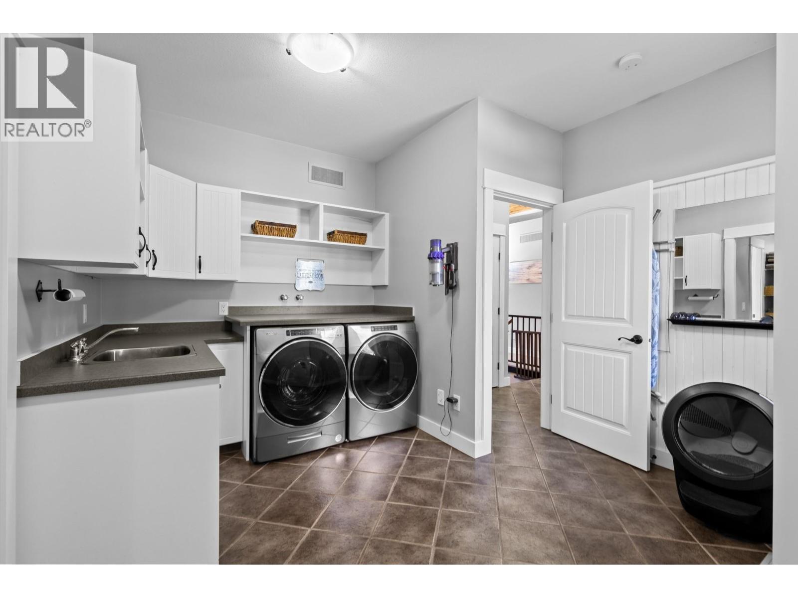 4802 Trepanier Road, Peachland, British Columbia  V0H 1X2 - Photo 37 - 10366819