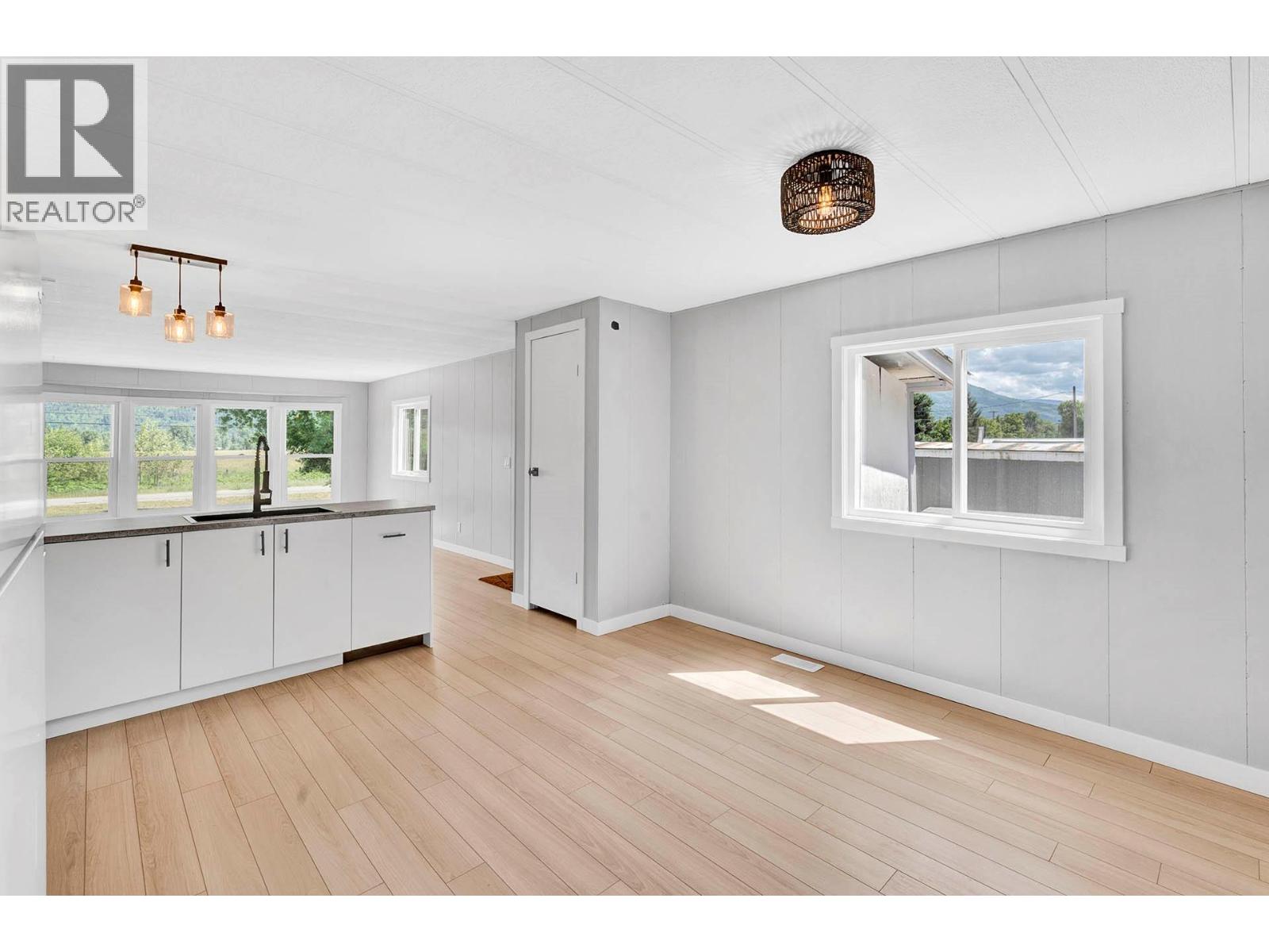 851 Old North Thompson Highway Unit# 14, Clearwater, British Columbia  V0E 1N2 - Photo 7 - 10366825