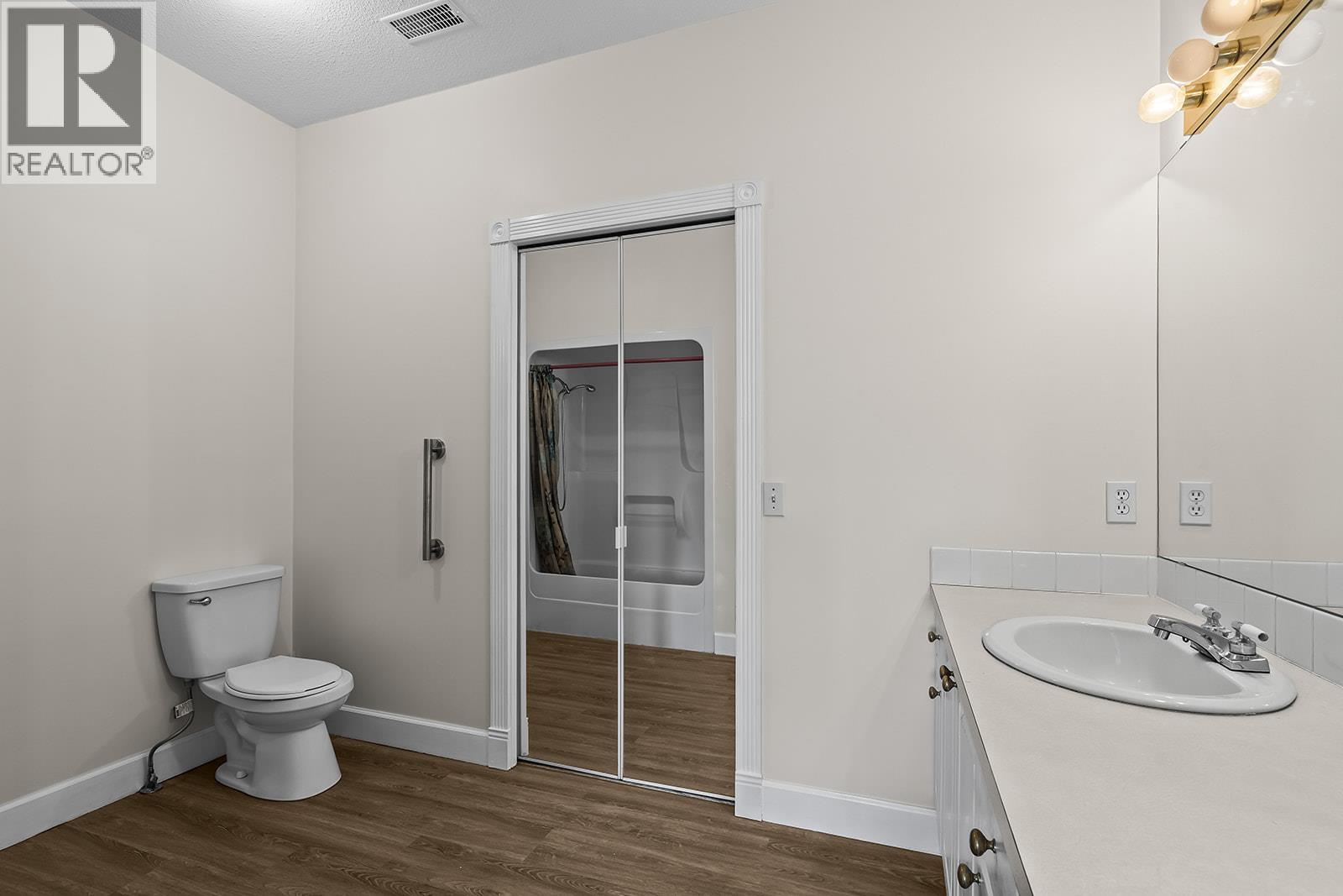 1940 Richter Street Unit# 203, Kelowna, British Columbia  V1Y 2N2 - Photo 17 - 10366103