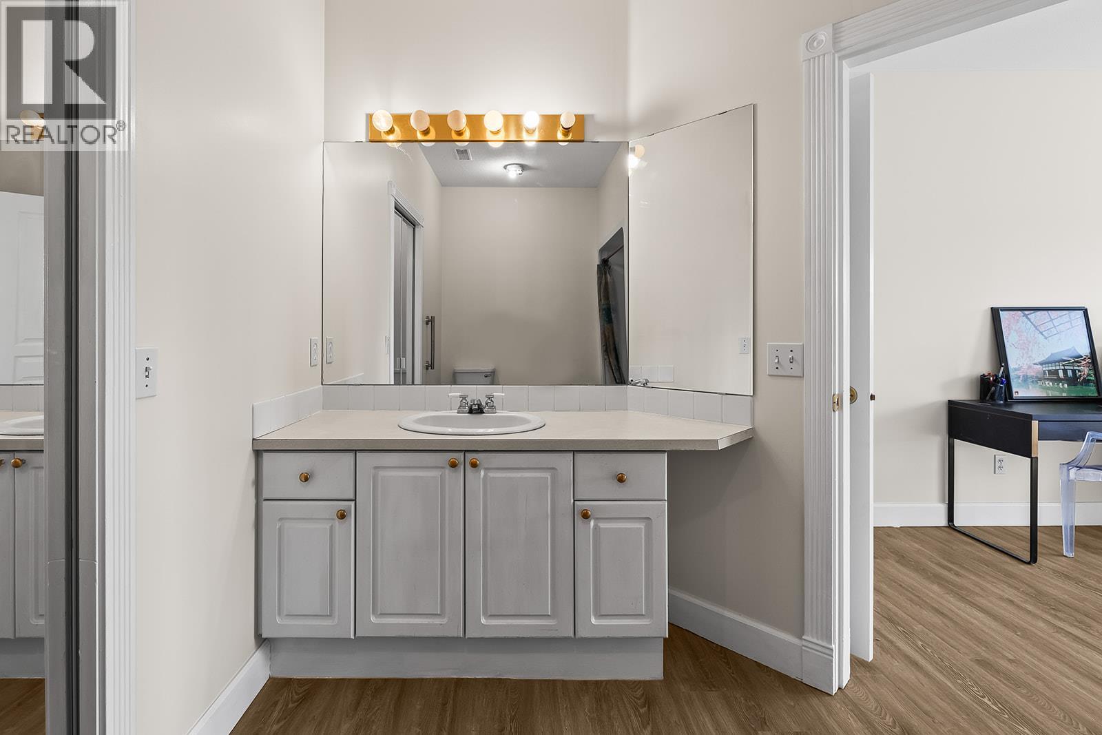 1940 Richter Street Unit# 203, Kelowna, British Columbia  V1Y 2N2 - Photo 18 - 10366103