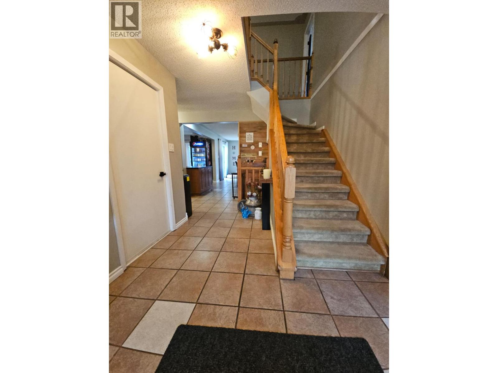 8 Sentinal Place, Tumbler Ridge, British Columbia  V0C 2W0 - Photo 26 - 10366873