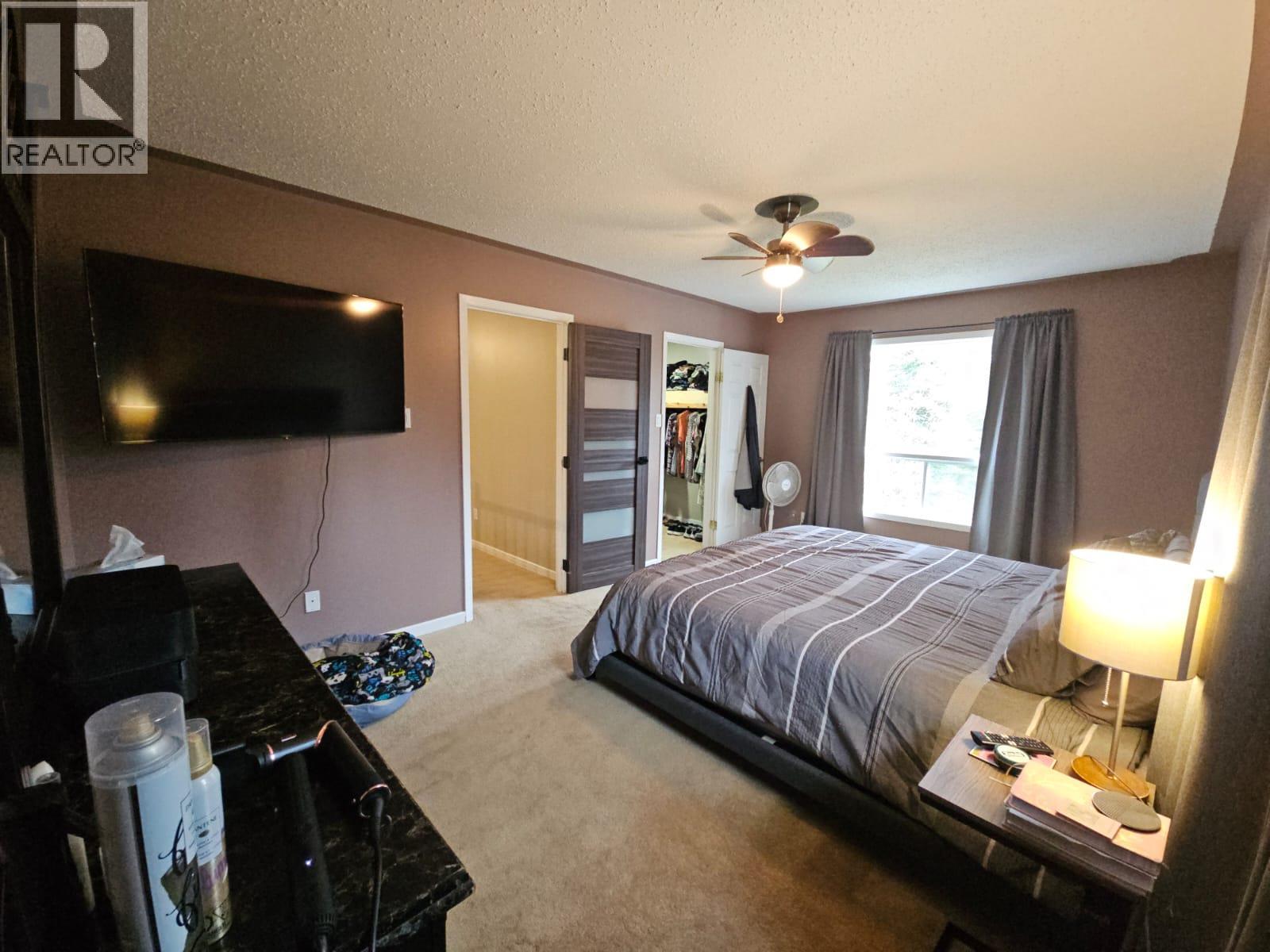 8 Sentinal Place, Tumbler Ridge, British Columbia  V0C 2W0 - Photo 43 - 10366873