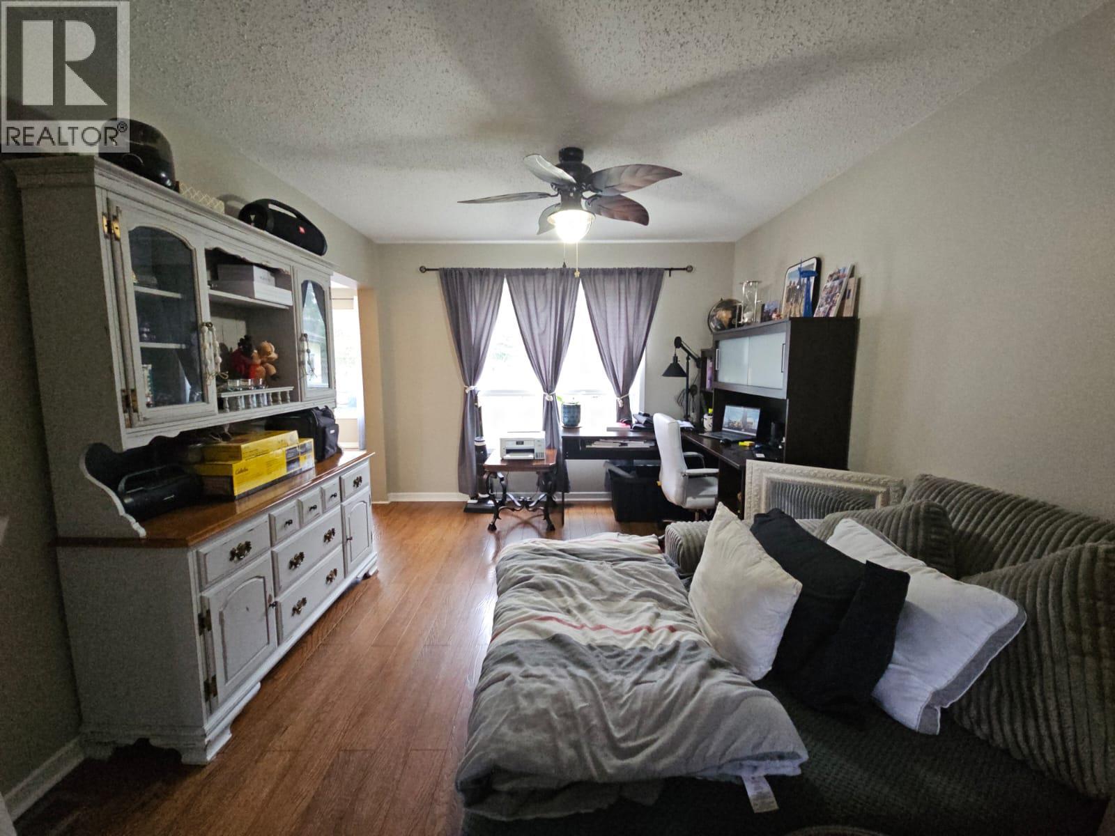 8 Sentinal Place, Tumbler Ridge, British Columbia  V0C 2W0 - Photo 6 - 10366873